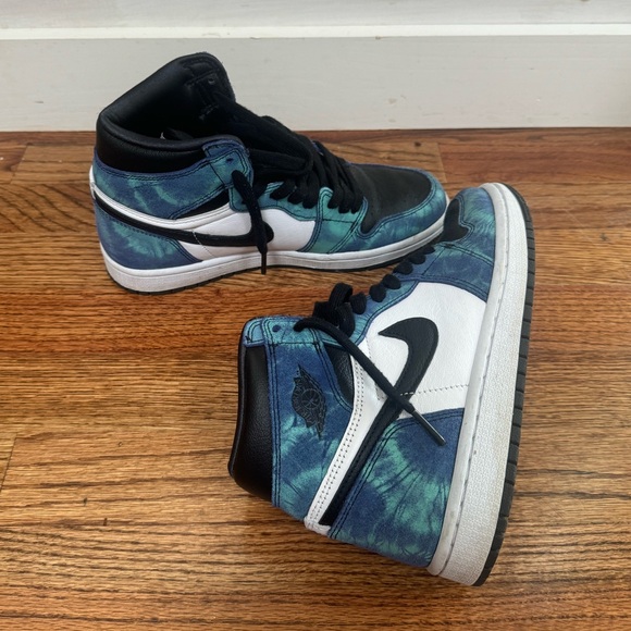 Women’s Air Jordan 1 Retro High ‘Tie Dye’, Size 7, great condition - Picture 2 of 6